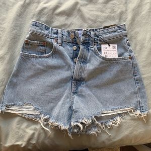 NWT! Zara denim shorts!